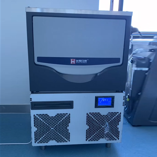 150公斤雪花制冰機交付某高校實驗室